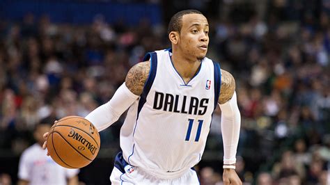 Monta Ellis of Dallas Mavericks pushing to play against Boston Celtics