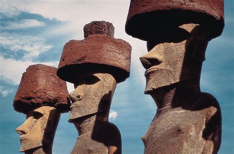 Easter Island - Moai Statues and Rock Art of Rapa Nui