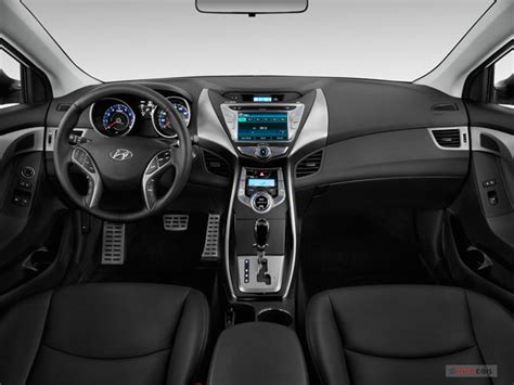 2014 Hyundai Elantra: 95 Interior Photos | U.S. News