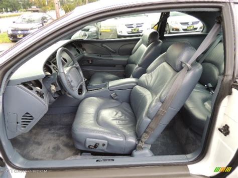 Gray Interior 1995 Buick Riviera Coupe Photo #69794851 | GTCarLot.com