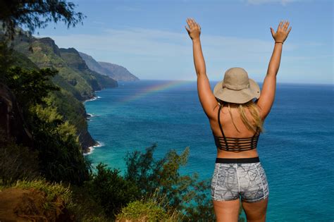 Guide to Hiking the Na Pali Coast-Blog-Salt Water Vibes