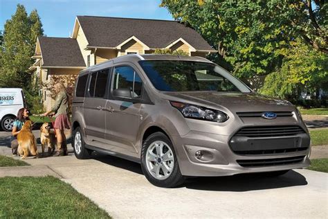 2017 Ford Transit Connect Wagon: New Car Review - Autotrader