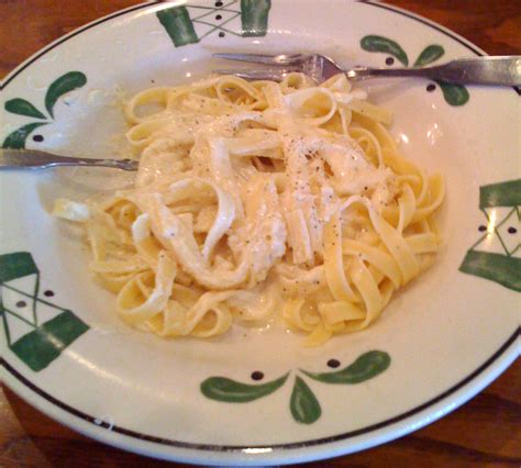 Olive Garden Fettuccine Alfredo - a photo on Flickriver