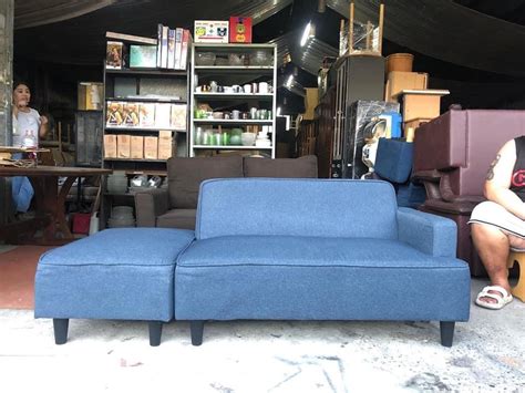 Chaise lounge sofa on Carousell