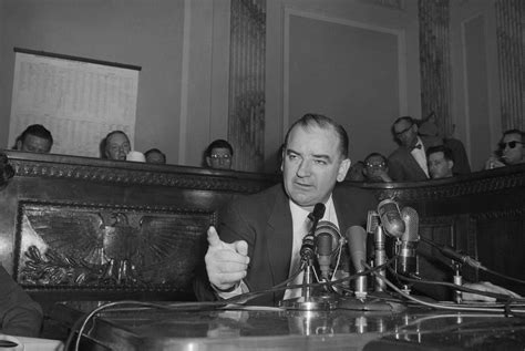 Biography of Joseph McCarthy, Controversial Senator