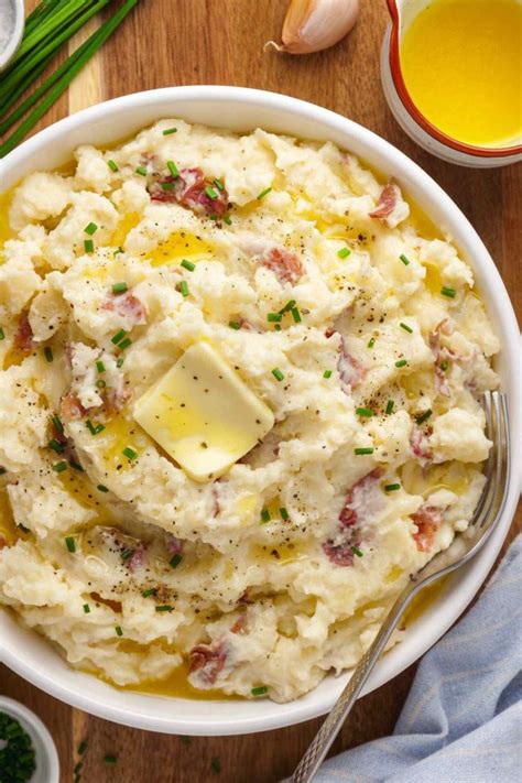 Red Skinned Mashed Potatoes (super creamy, easy to make!) - Texanerin ...