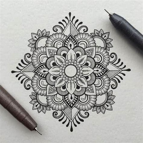 Easy Mandala Drawing Ideas, 40 Beautiful Mandala Drawing Ideas & How To - Brighter Craft - Check ...