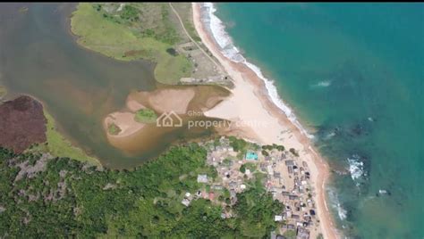 For Sale: 41 Acres Beachside Land, Takoradi, Sekondi-Takoradi, Western Region (Ref: 22416)