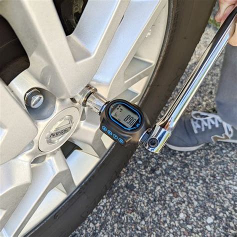 This Digital Torque Wrench Adapter Is Essential for DIY Mechanics