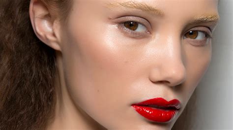 The Absolute Best Long-Lasting Lipsticks | StyleCaster