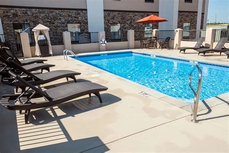 HAMPTON INN-LAKE HARTWELL $120 ($̶1̶4̶7̶) - Updated 2018 Prices & Hotel Reviews - GA - TripAdvisor