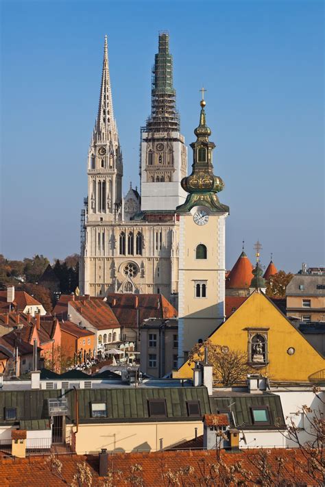 Cathedral in the Old City of Zagreb, Croatia | Croácia