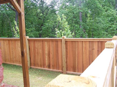 Shadow box fence, Good neighbor fence, Fence design