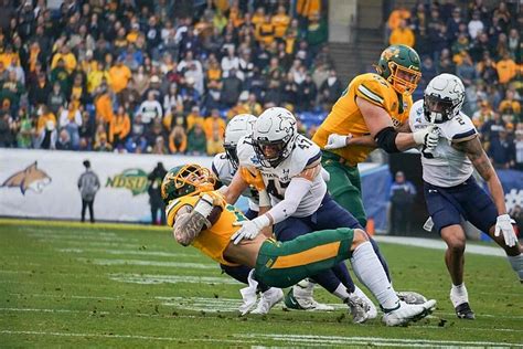 Montana State Falls to NDSU 38-10 in FCS National Championship