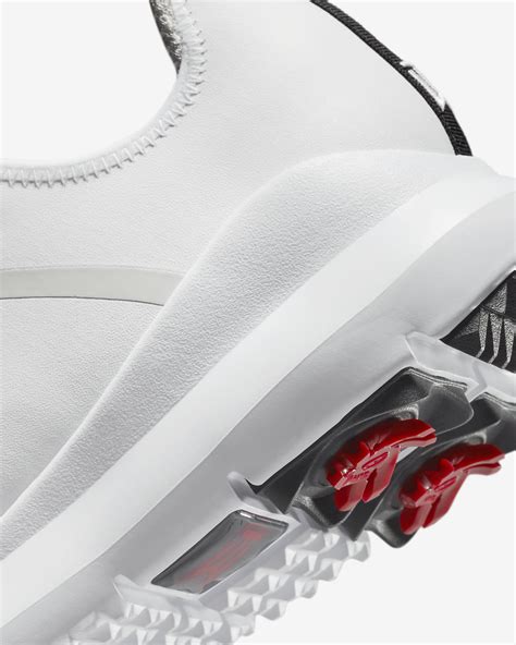 Tiger Woods '13 Men's Golf Shoes. Nike SA