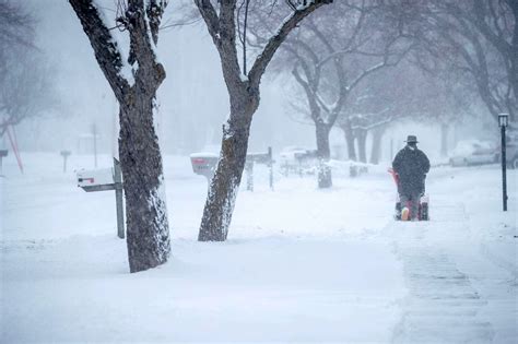 From L.A. to Minneapolis, US bashed by severe winter storms