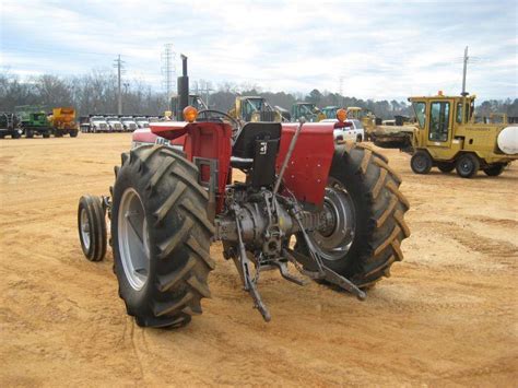 MASSEY FERGUSON 275 FARM TRACTOR