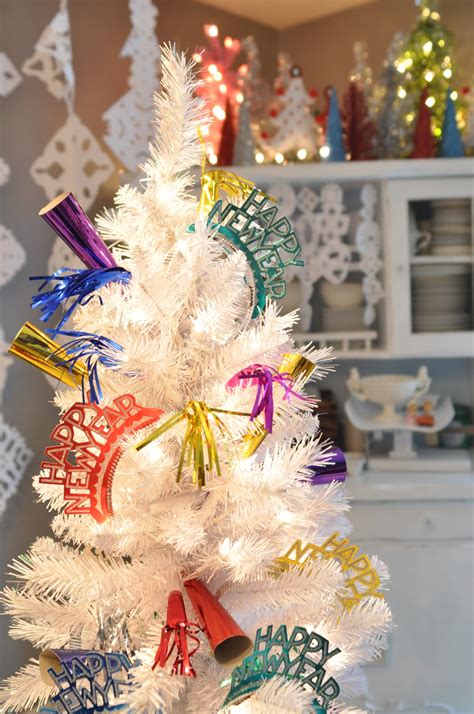 Domestic Fashionista: New Years Eve Tree