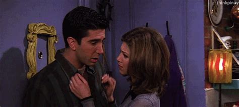 Sixteen of the Most Memorable Ross and Rachel Moments on "Friends ...