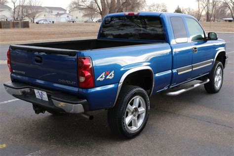 2003 Chevrolet Silverado 1500 LT | Victory Motors of Colorado