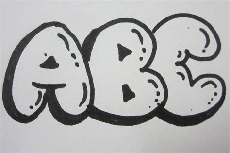 How can you draw bubble letters?