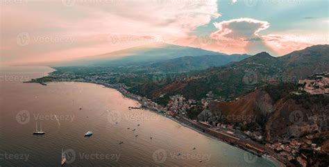 Panoramic aerial view of Isola Bella island and beach in Taormina. 15011546 Stock Photo at Vecteezy