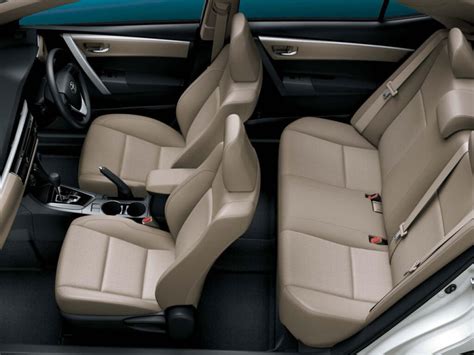 Toyota Corolla Altis Photos, Interior, Exterior Car Images | CarTrade