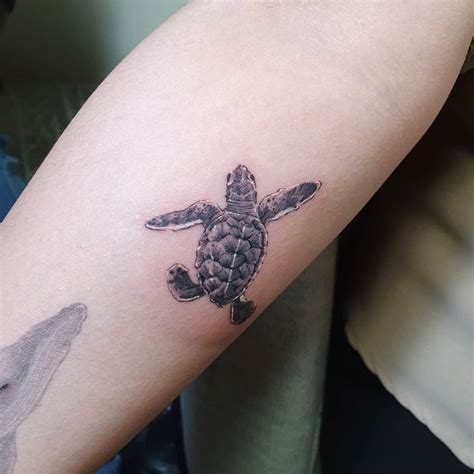 UPDATED: 45 Majestic Sea Turtle Tattoos (August 2020)