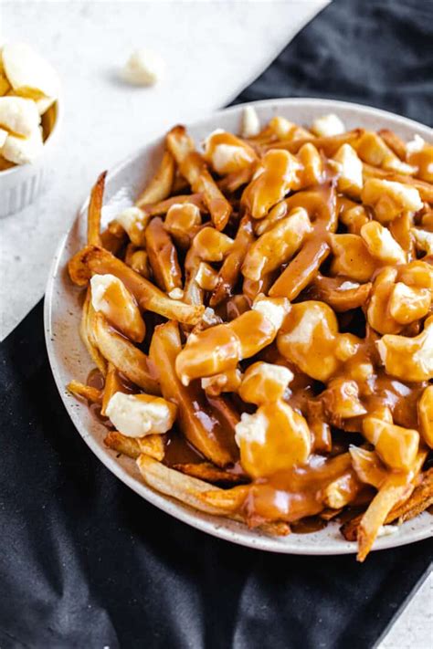 Authentic Canadian Poutine Recipe | Queenslee Appétit