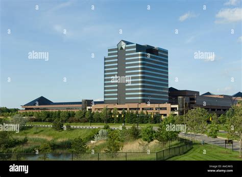 Chrysler LLC World Headquarters and Technology Center in Auburn Hills Stock Photo: 12585219 - Alamy