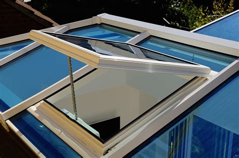 10 Benefits of Opening & Ventilated Skylights – Interior Design Ideas ...