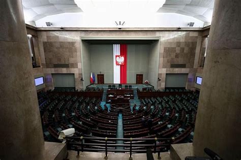 Parliamentary session heralds new start for Polish politics | The Straits Times