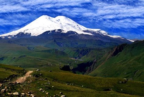 Climb Mt. Elbrus independently. Complete itinerary - Awesome Travel Blog