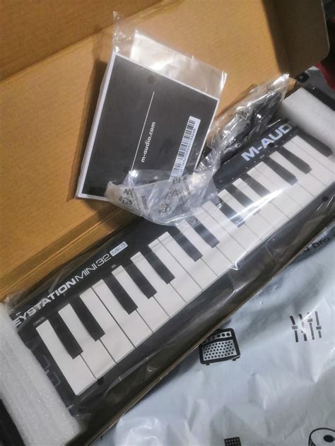 Buy M-Audio Keystation Mini 32 MK3 Usb Midi Keyboard Controller Online | Bajaao