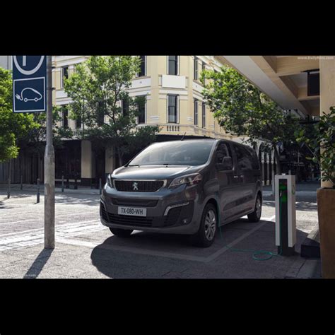 2020 Peugeot e-Traveller - Stunning HD Photos, Videos, Specs, Features & Price - DailyRevs