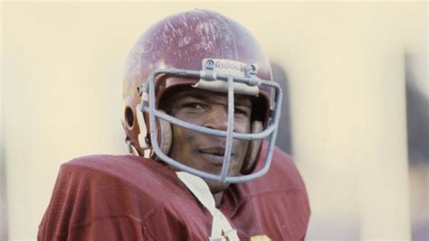 Charles White, former USC great and Heisman winner, dies at 64