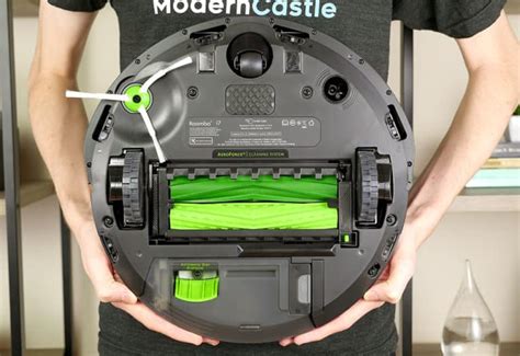 Roomba i7+ Review — 18 Month Test | Modern Castle