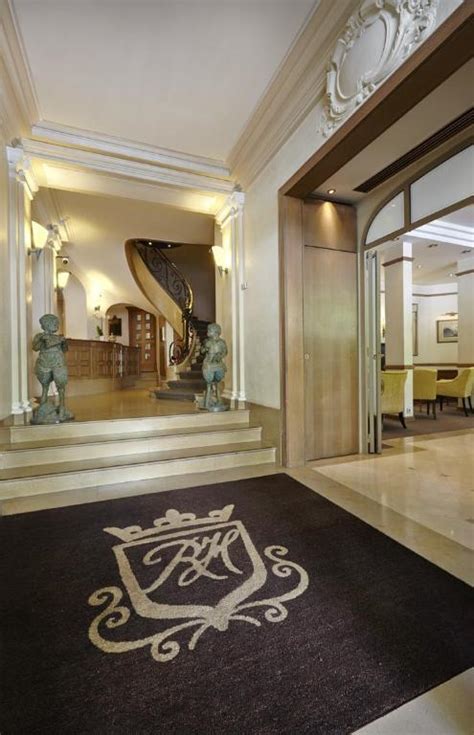 Royal Hotel, Paris | 2021 Updated Prices, Deals