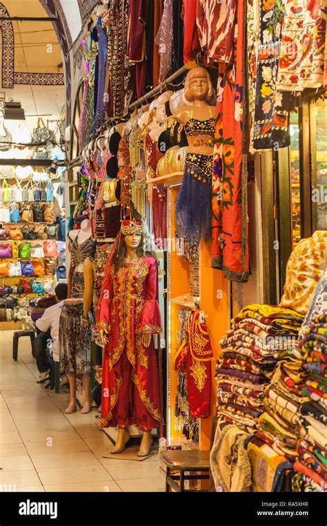 Clothing market istanbul turkey hi-res stock photography and images - Alamy