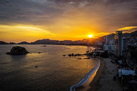 PLAYA CONDESA ACAPULCO | Acapulco, Mapa turístico, Lugares hermosos de ...