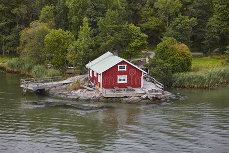 Traditional Finnish Red Wooden House. Lake Shore Stock Image - Image of nature, horizontal ...