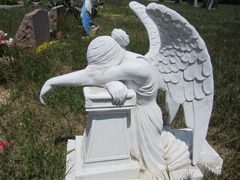 The weeping Angel. Always love to see these in a cemetery, weeping for ...