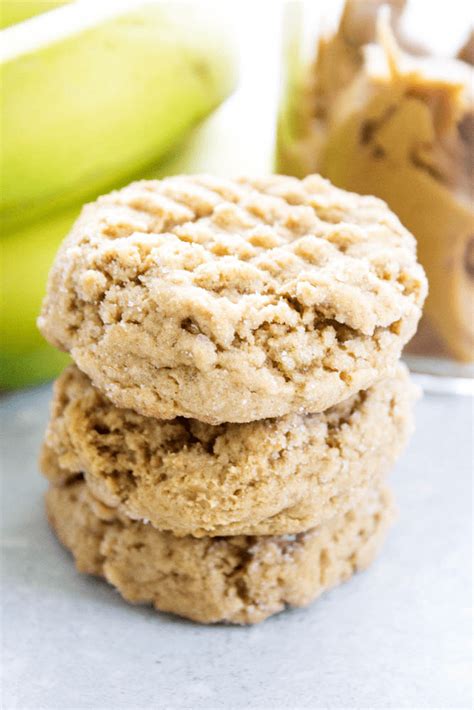 HEALTHY PEANUT BUTTER BANANA COOKIE recipe - Dash of Sanity