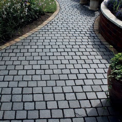 Natural Paving _ Antique Limestone 'Cobblestone' Ebony - SETTS | Garden paving, Front garden ...