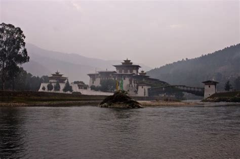 Punakha Dzong | Bhutan 360