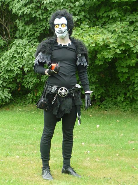 Ryuk Cosplay 7 by AkatsukiFan505 on DeviantArt