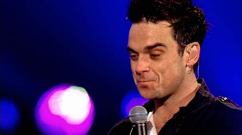 Robbie Williams: Live at Knebworth - Robbie Williams Image (3437075) - Fanpop