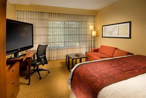 Courtyard by Marriott Tyler, TX | Home, Furniture, Home decor