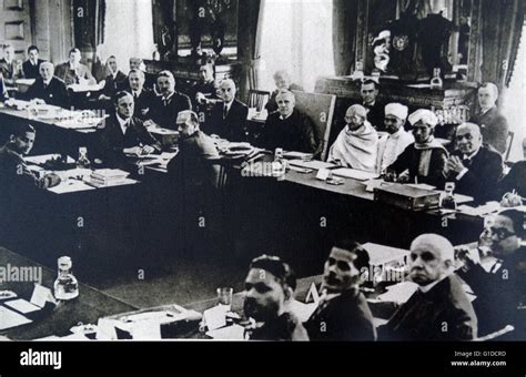 Second Round Table Conference on the future of India (September – December 1931). A settlement ...