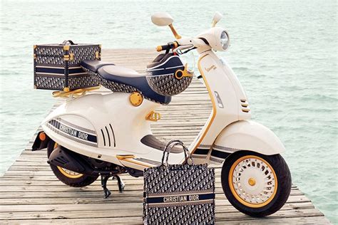 Gambar Vespa 946 Christian Dior | Cek Warna Vespa 946 Christian Dior ...